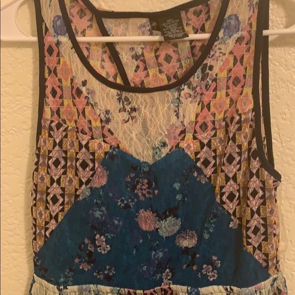 Mini pattern dress - Picture 2 of 4